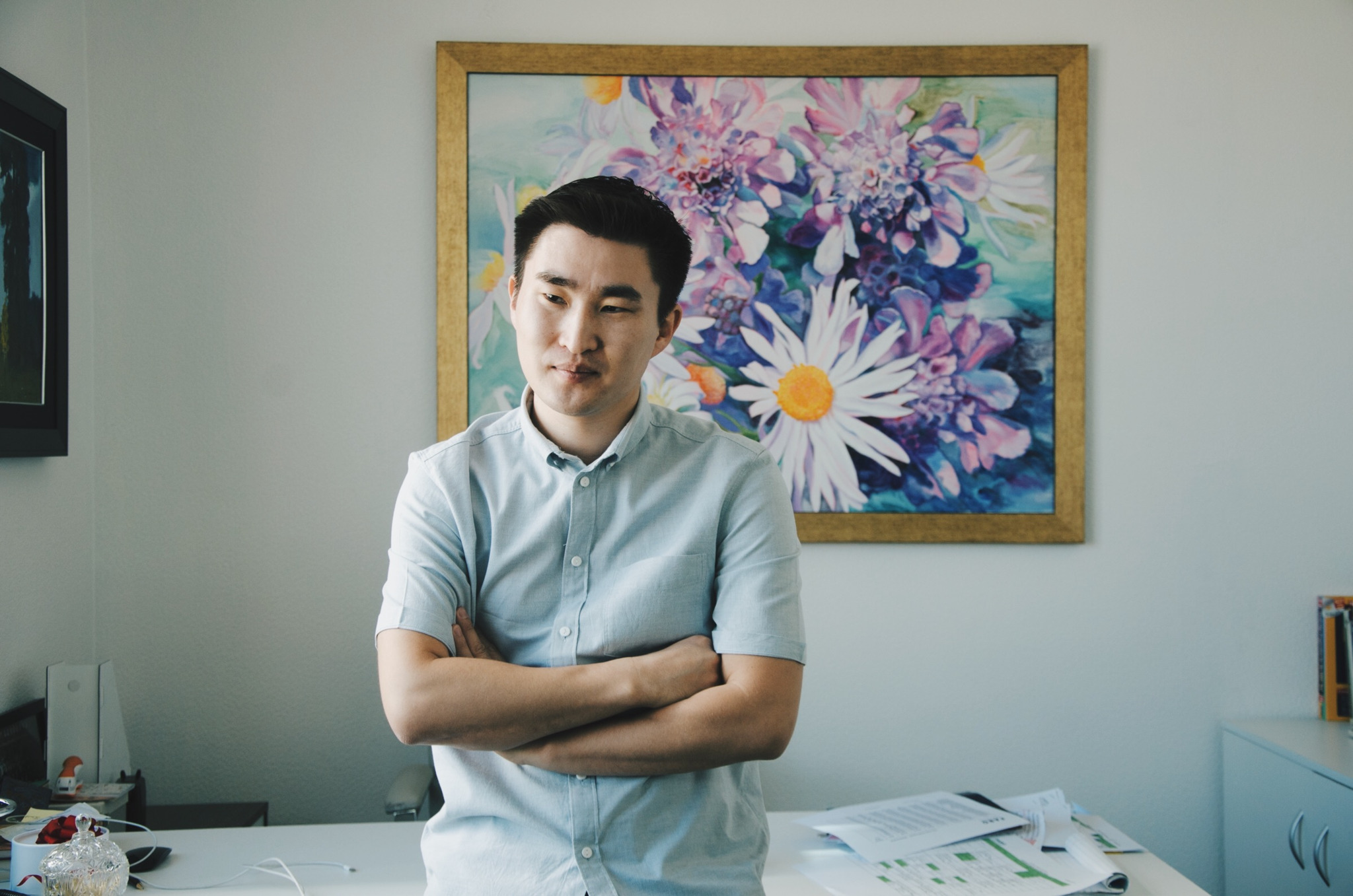 Комедиан Б.Идэр-Одыг интерполын  “Хөх булант” зараар эрэн  сурвалжилж байна